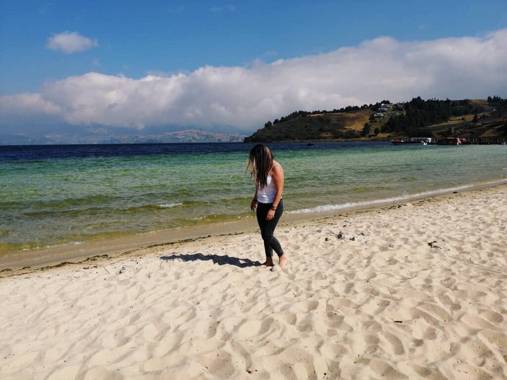 Playa Blanca-Laguna de La Tota